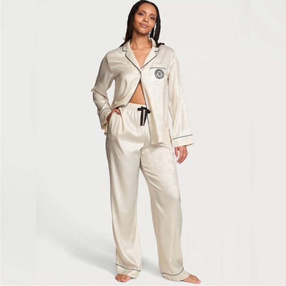 Victoria Secret Satin long Elegant Cream Women's Pajama Set